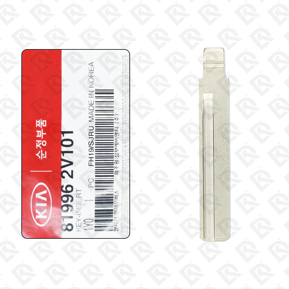 HYUNDAI I30 2011 - 2014 GENUINE REMOTE KEY BLADE 81996-2V101