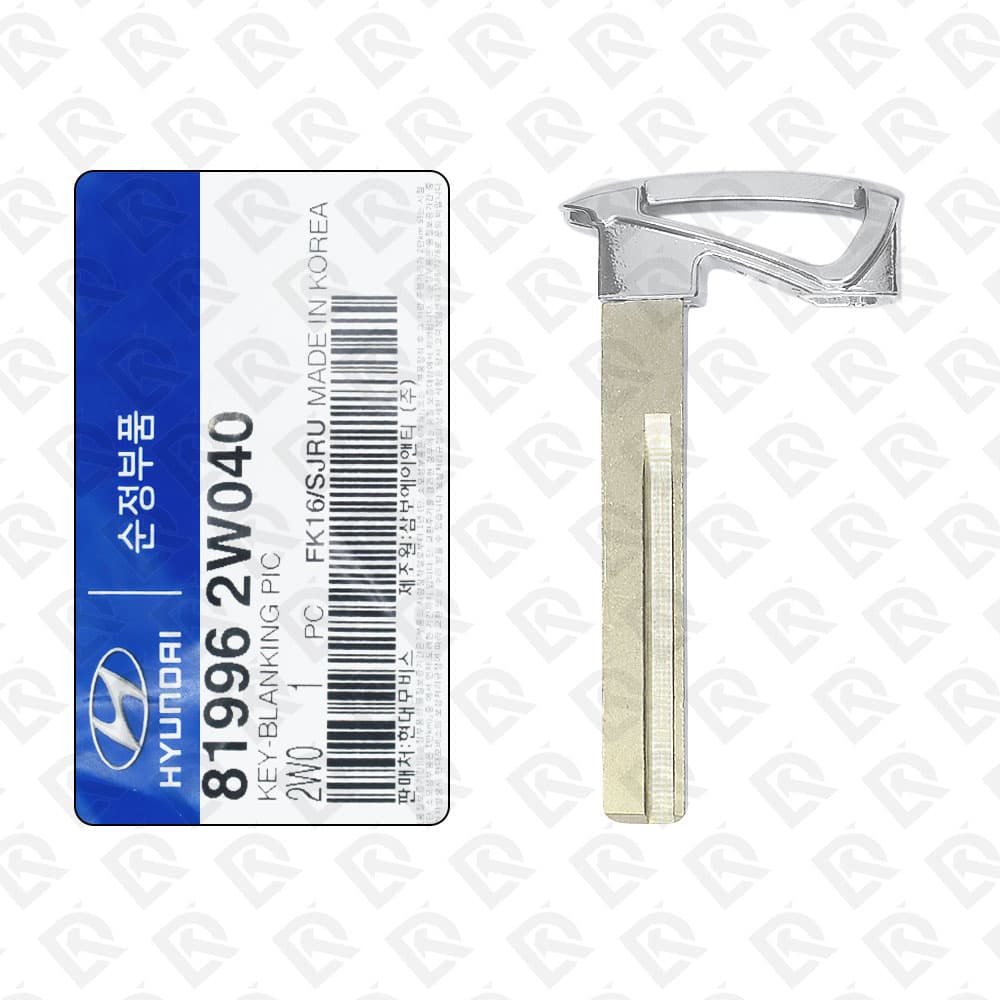 HYUNDAI SANTA FE 2013 GENUINE REMOTE KEY BLADE HYN17R 81996-2W040