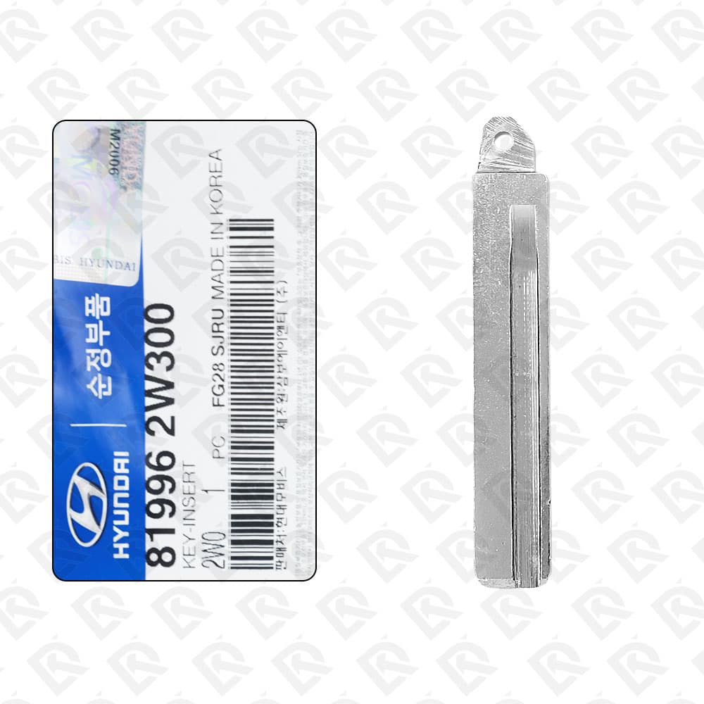 HYUNDAI SANTA FE 2016-2017 GENUINE FLIP REMOTE KEY BLADE 81996-2W300